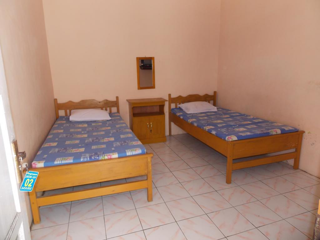 Hotel Putra Sindang Asih Batukaras Екстер'єр фото